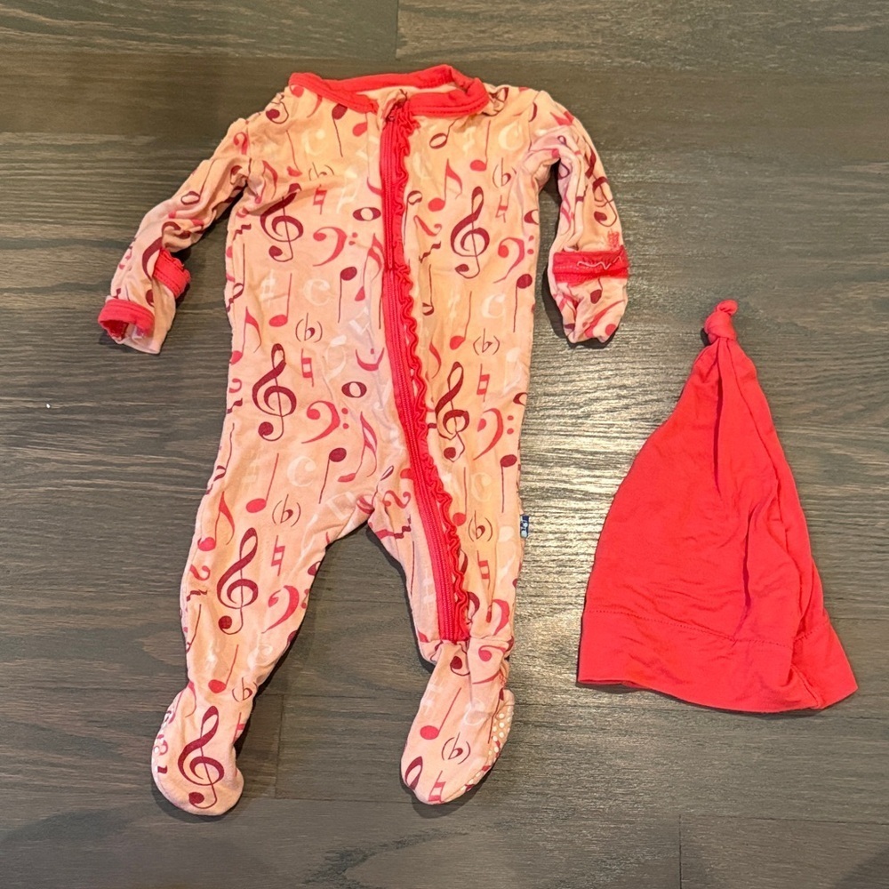 Kickee Pants Pink Musical Note Bamboo Footie Pajamas - Picture 1 of 3